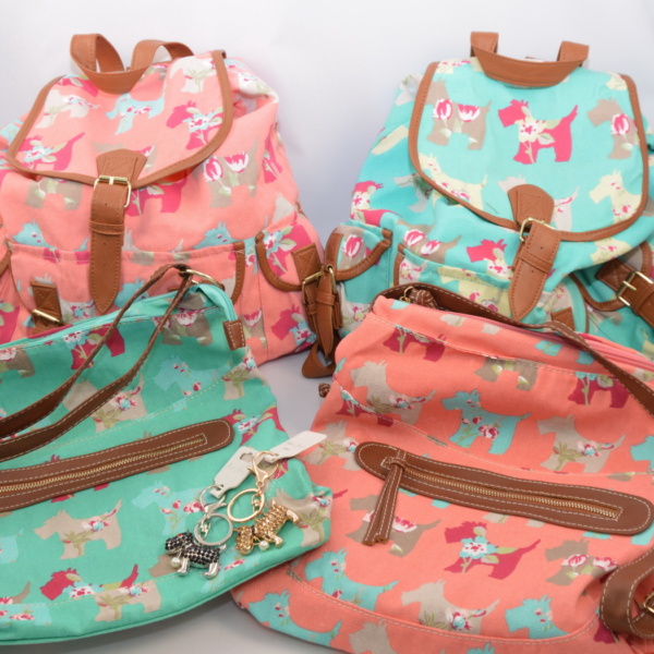 Hundeshop Barock Dog Umhängetasche-Rucksack mit Hundemotiv Koralle-Minze