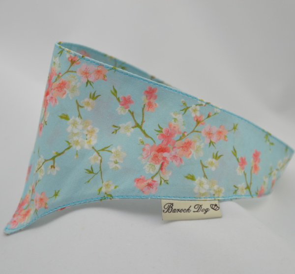 Hundeshop Barock Dog Poopie Kotbeutelspender Asian Flower Blue